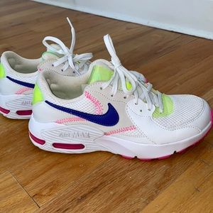 Nike AirMax Sneakers, Size 6
